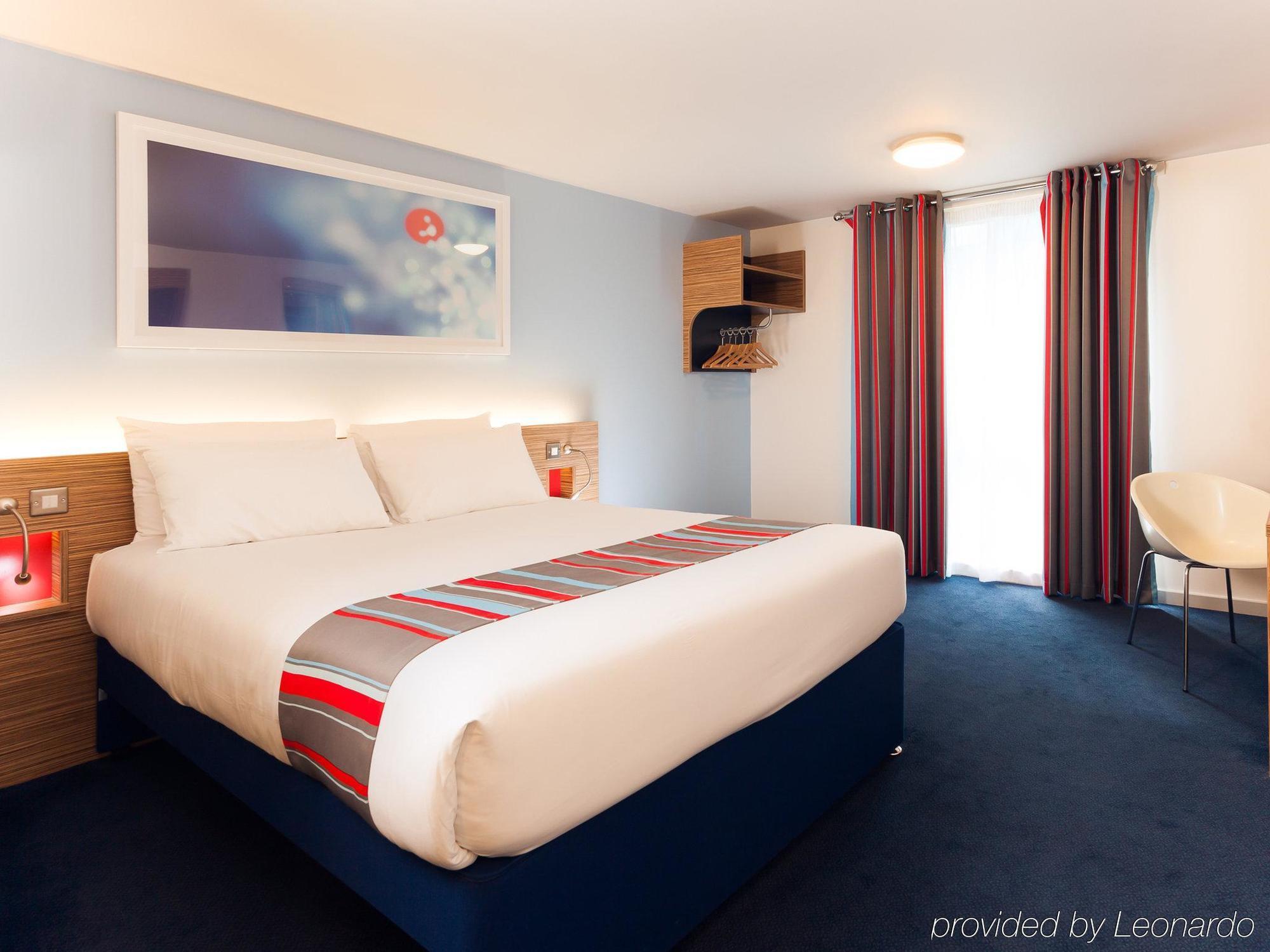 Travelodge London Stratford Hotel Buitenkant foto