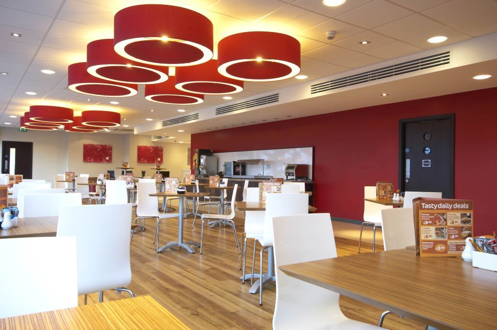 Travelodge London Stratford Hotel Buitenkant foto