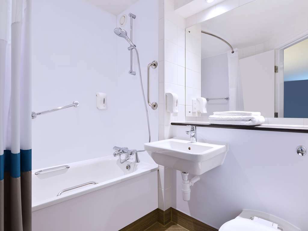 Travelodge London Stratford Hotel Kamer foto